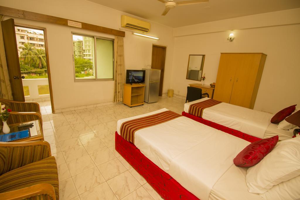 Laurel Hotels Ltd. Dhaka Zimmer foto